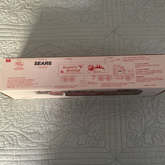 NEVER OPENED Season’s Greetings Sears Trailer Truck #1 - Picture 4 of 10